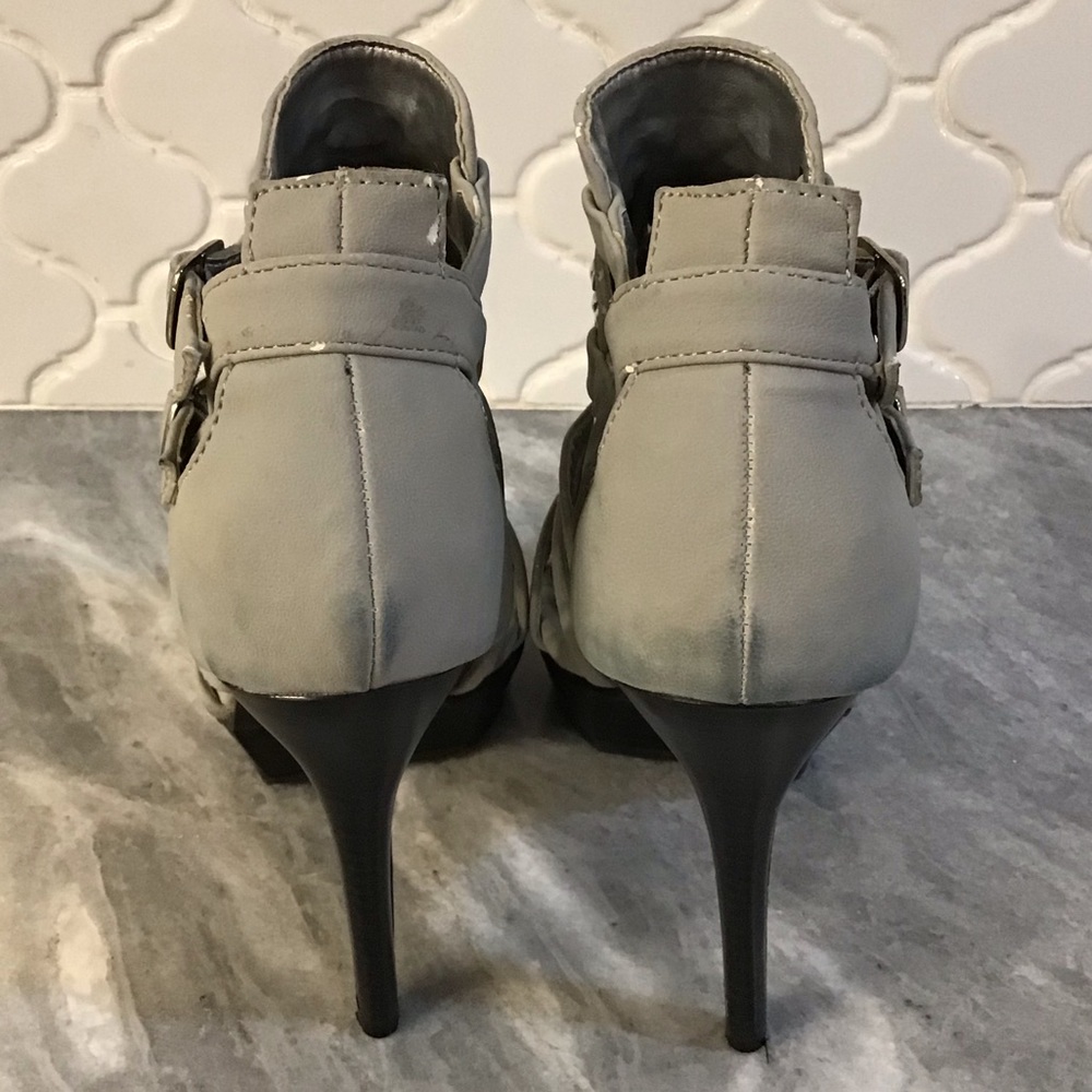 “Promiscuous” Heels - Picture 5 of 8